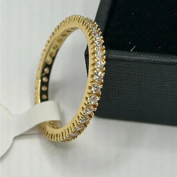 18k Gold Plated Chanel Set Ring 
Size 5,6,8,9 available - Picture 3 of 6